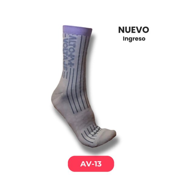 Medias Pantorillas gris con lila y logo